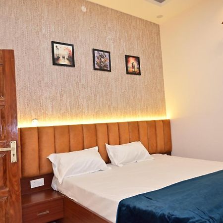 Amber Palace Ayodhya Dış mekan fotoğraf